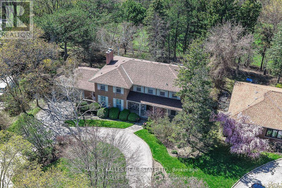 38 Fifeshire Road, Toronto — photo 4