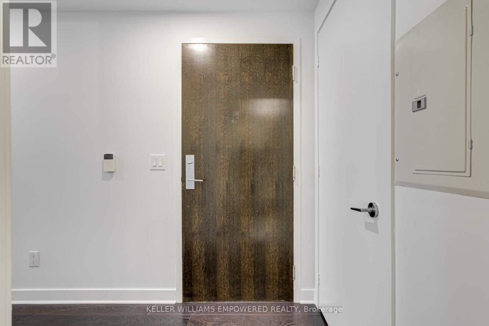 719 - 156 PORTLAND STREET, Toronto (Waterfront Communities) — photo 2