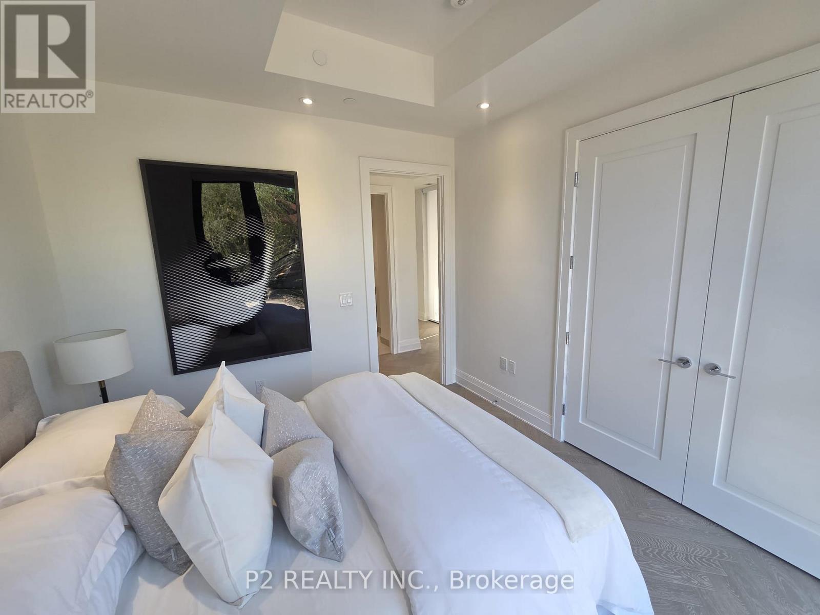 #102 2 FOREST HILL ROAD - 17