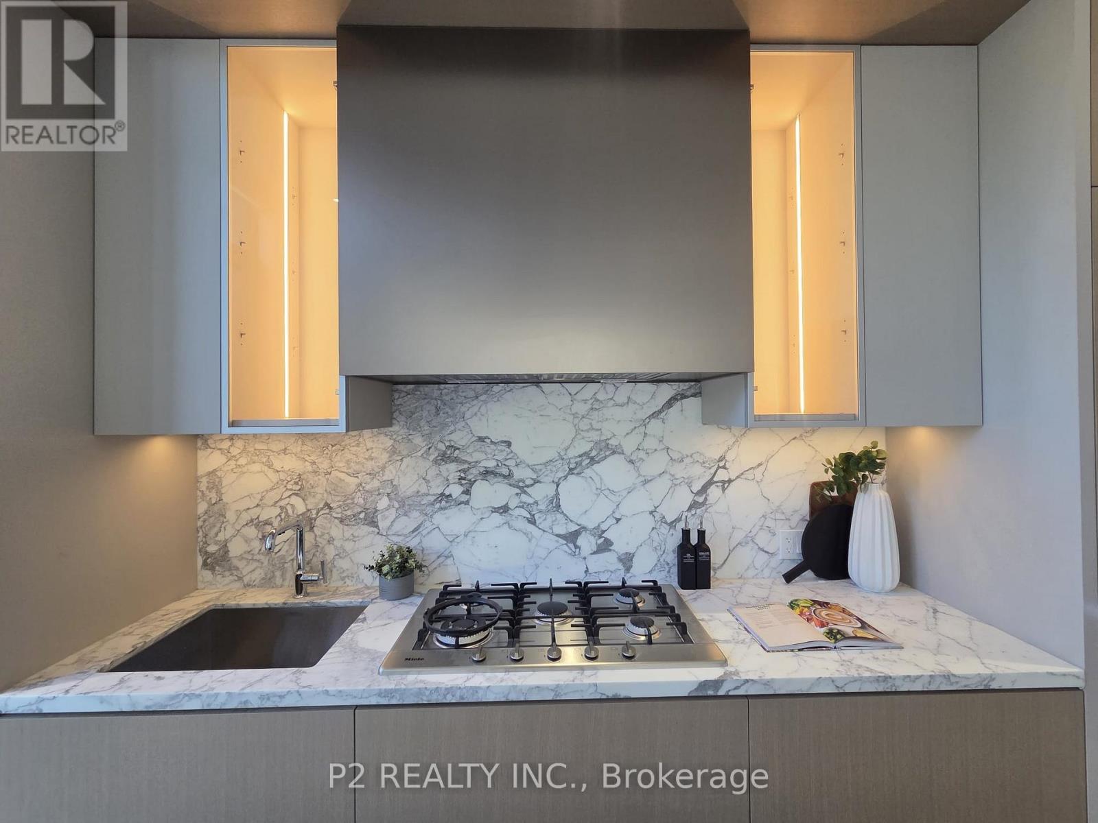 #102 2 FOREST HILL ROAD - 5