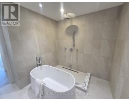 102 - 2 Forest Hill Road, Toronto, ON M4V2L3 Photo 14