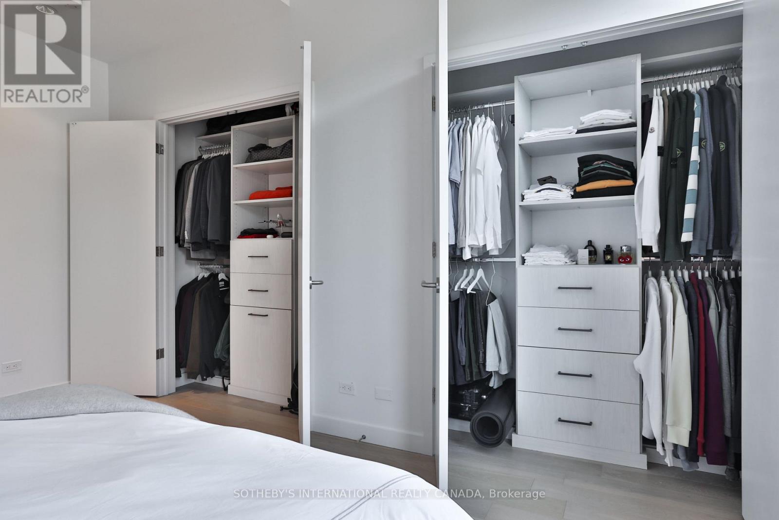 352B HARBORD STREET - 27