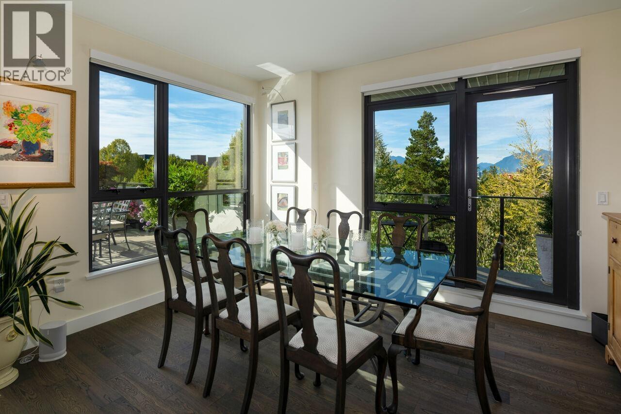 302 4427 CAMBIE STREET, Vancouver