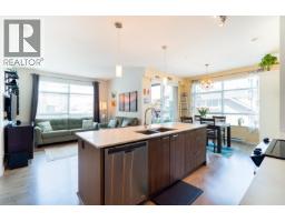 215 617 Smith Avenue, Coquitlam, BC V3J0C3 Photo 10