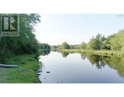 1060 North Kemptville Road, North Kemptville, NS B5A5P2 Photo 10