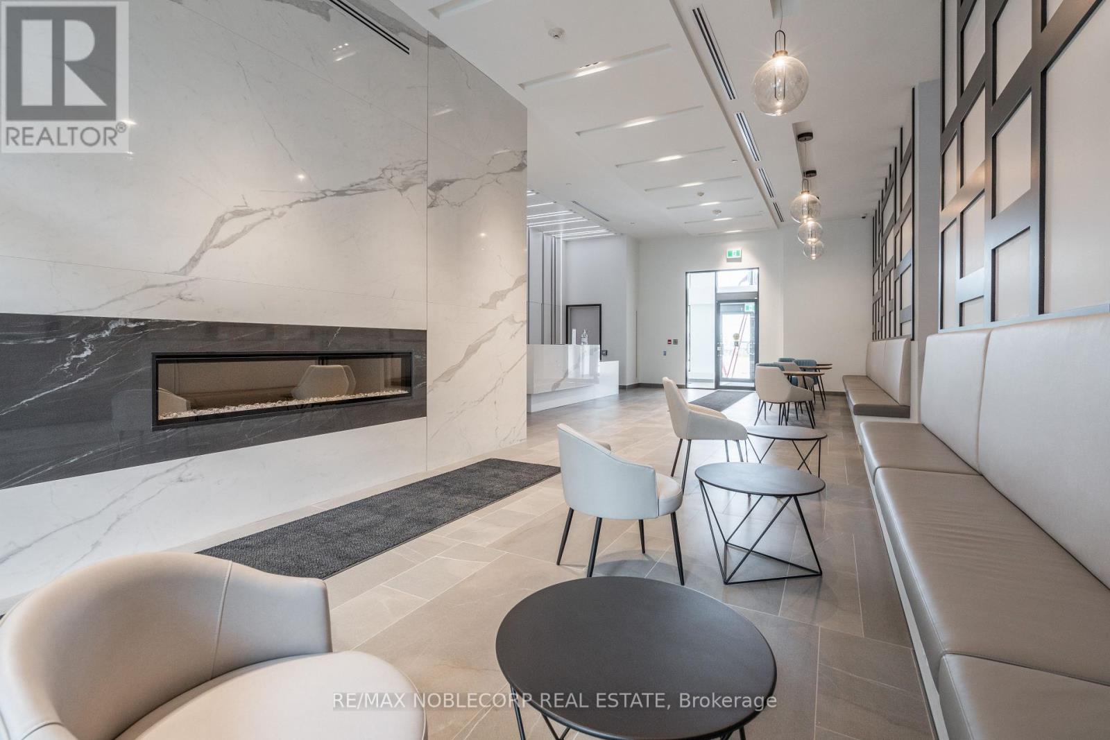 626 - 681 YONGE STREET, Barrie (Painswick South) — photo 5