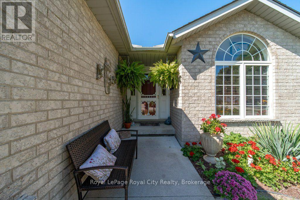 20 DICKINSON COURT, Centre Wellington (Elora/Salem) — photo 6