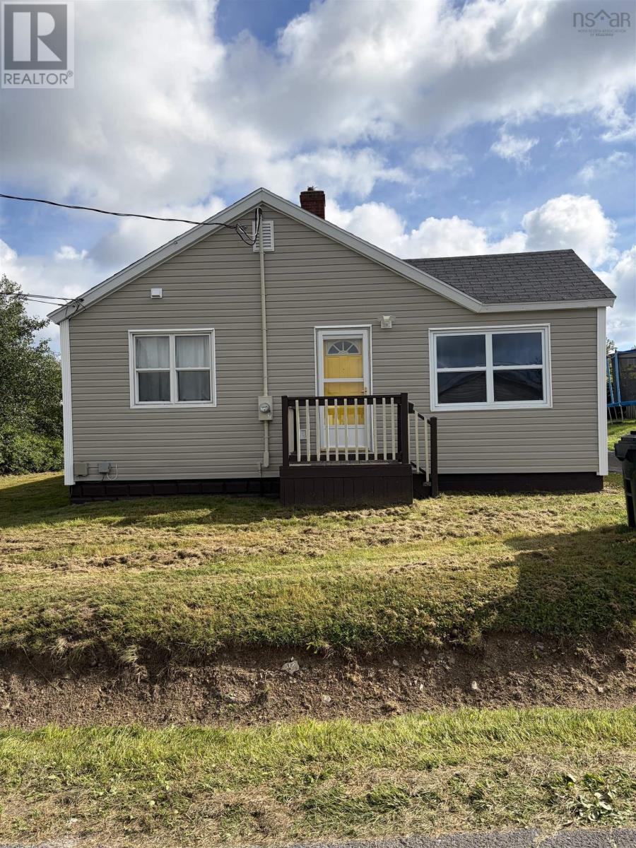 25 Morrison Street, Glace Bay — photo 1