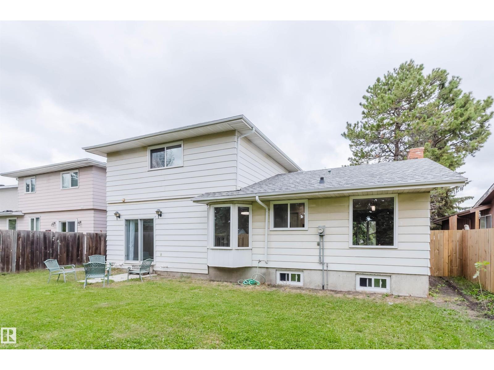 10423 35 AV NW, Edmonton — photo 3