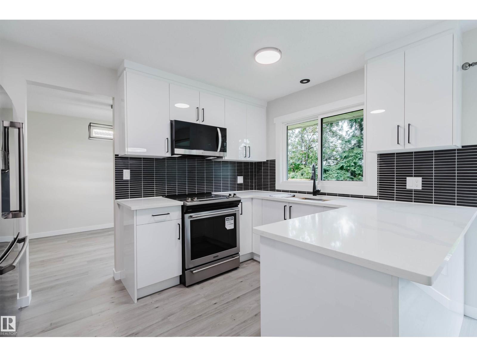 10423 35 AV NW - Image 14