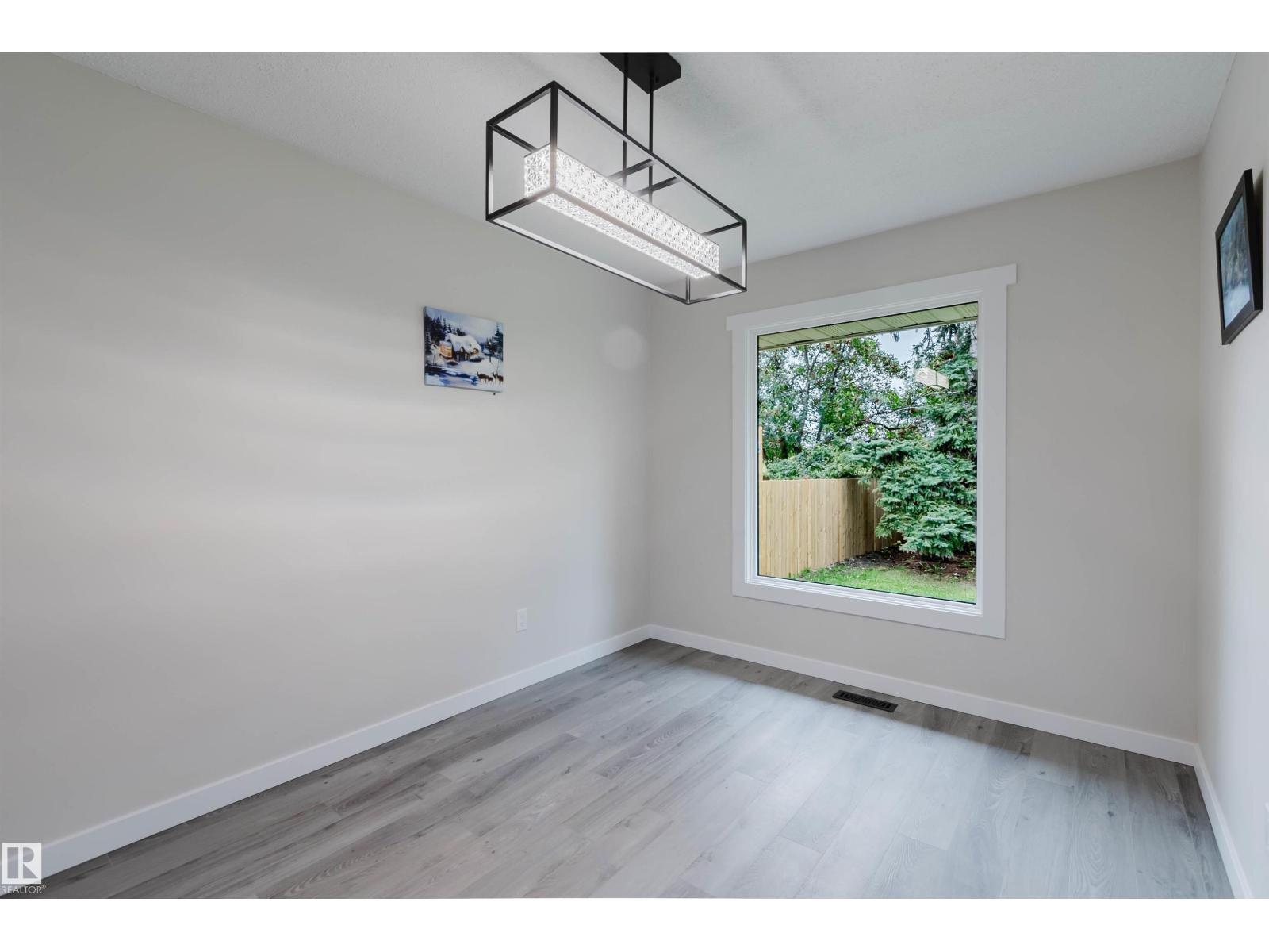 10423 35 AV NW - 11
