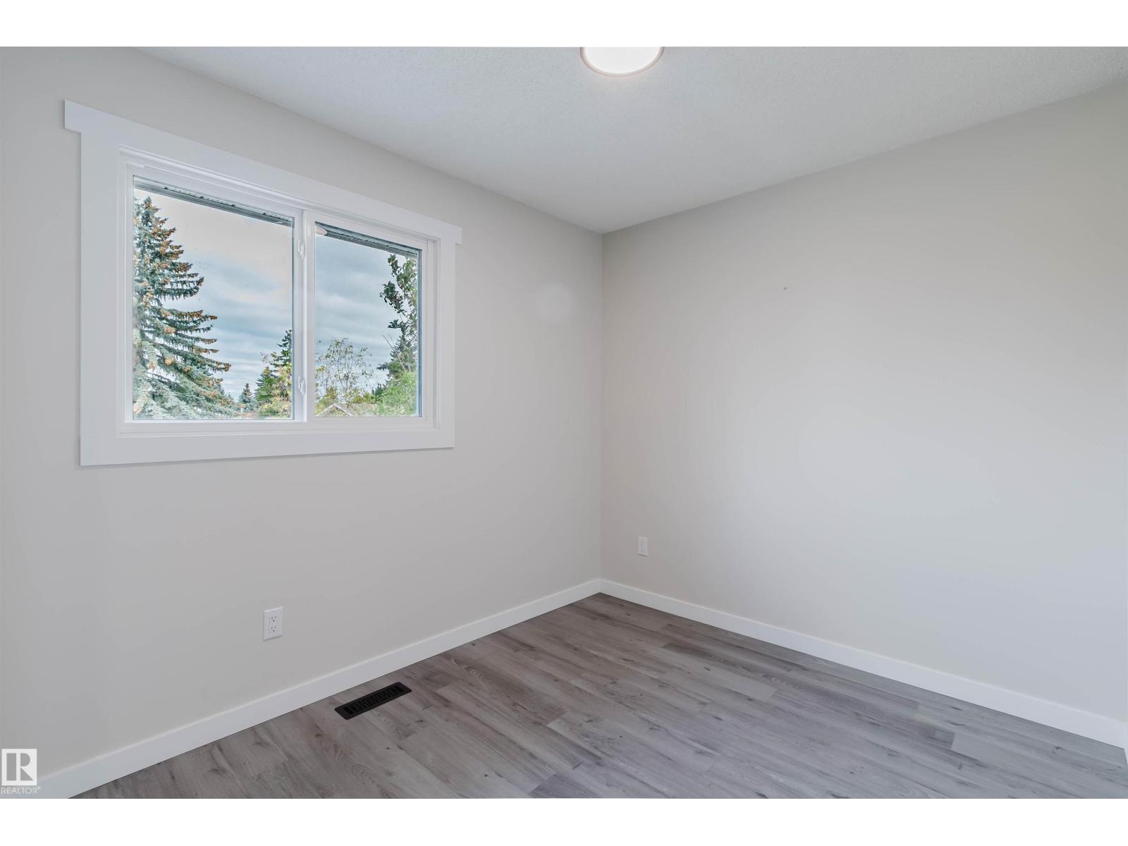 10423 35 AV NW - 33