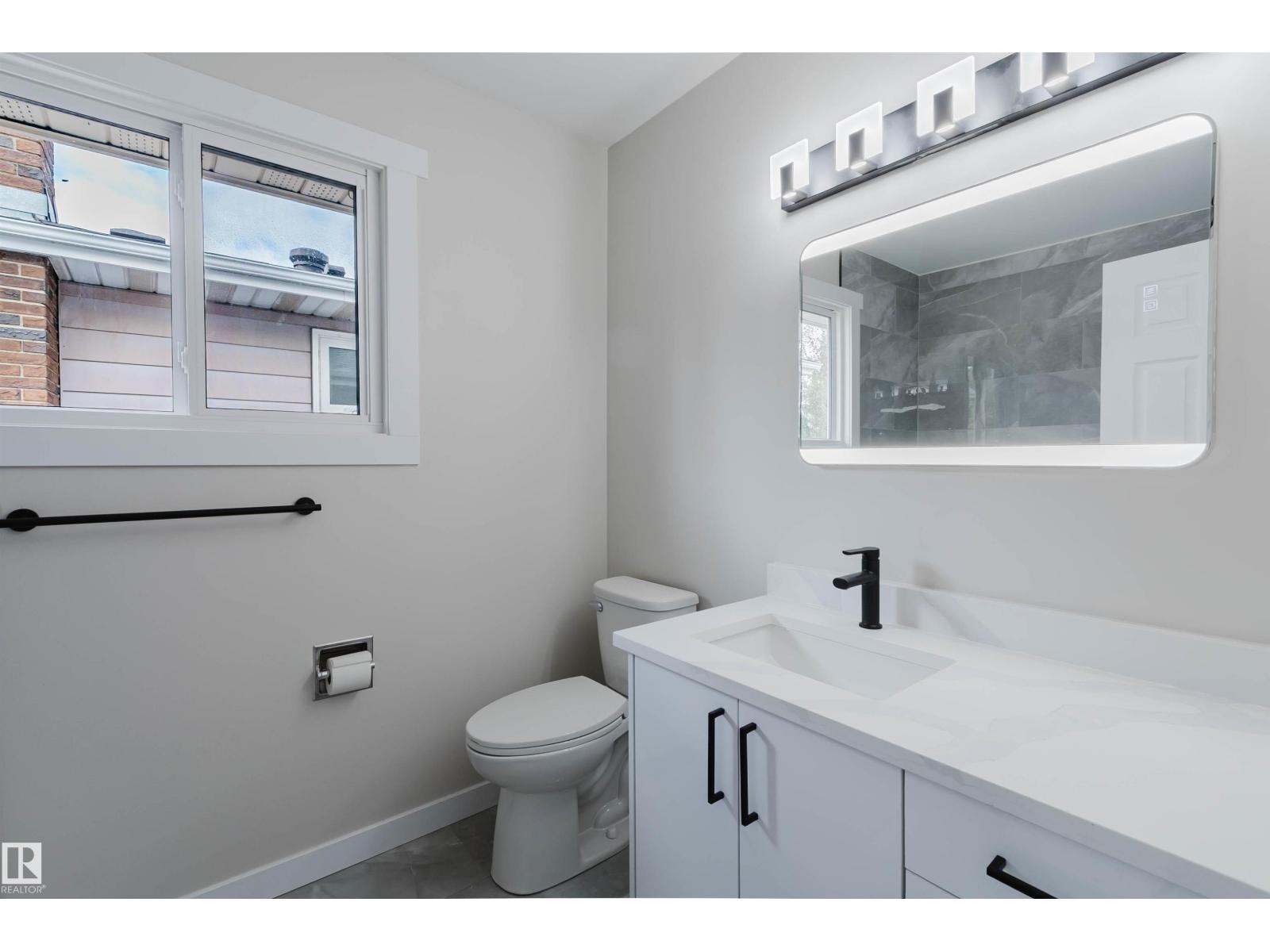 10423 35 AV NW - Image 37
