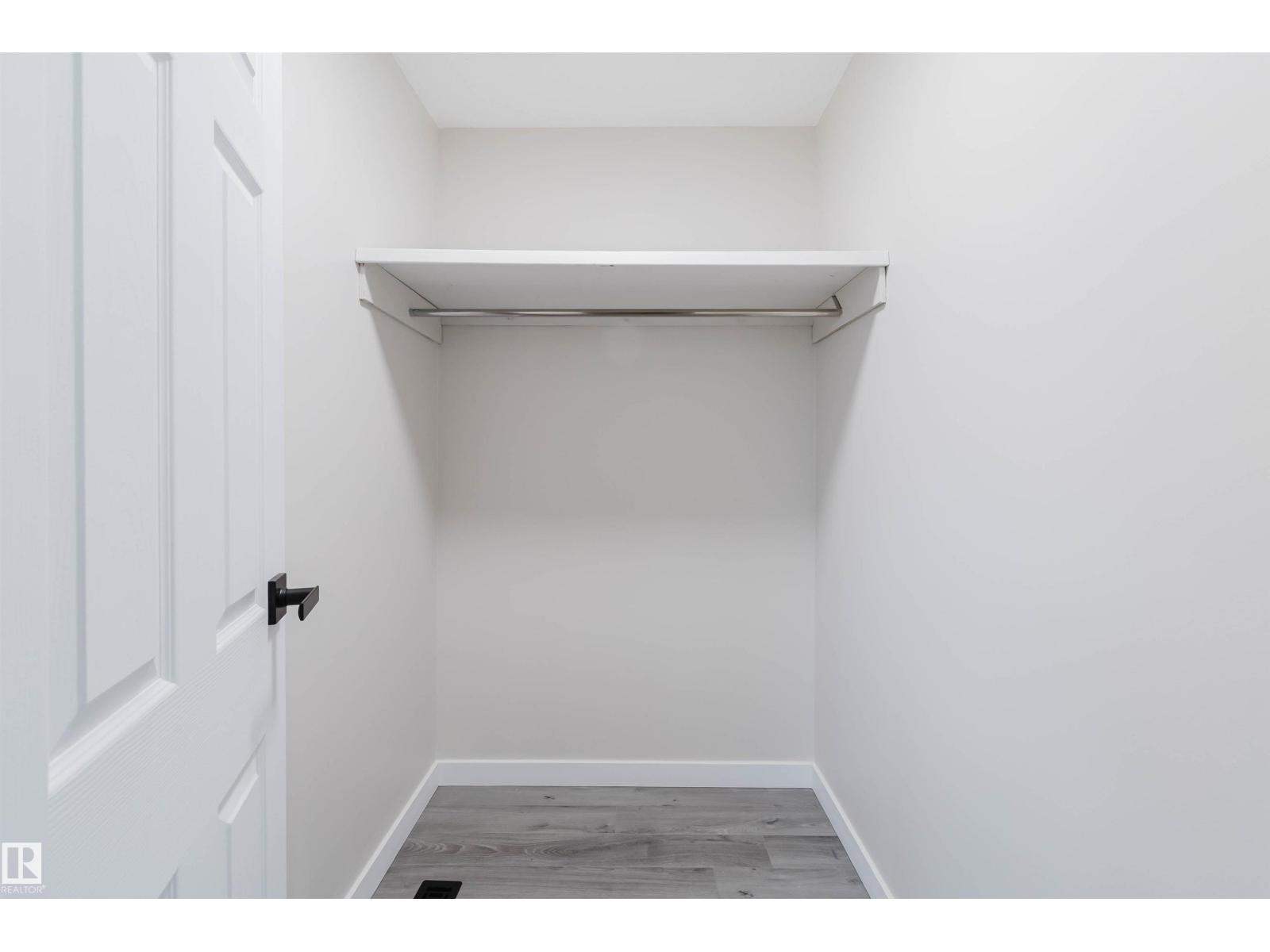 10423 35 AV NW - Image 44