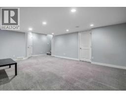 22 West Coach Manor Sw, Calgary, AB T3H1R7 Photo 23