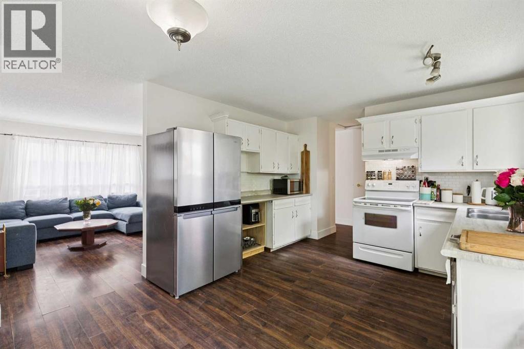 2007 Olympia Drive SE, Calgary — photo 5