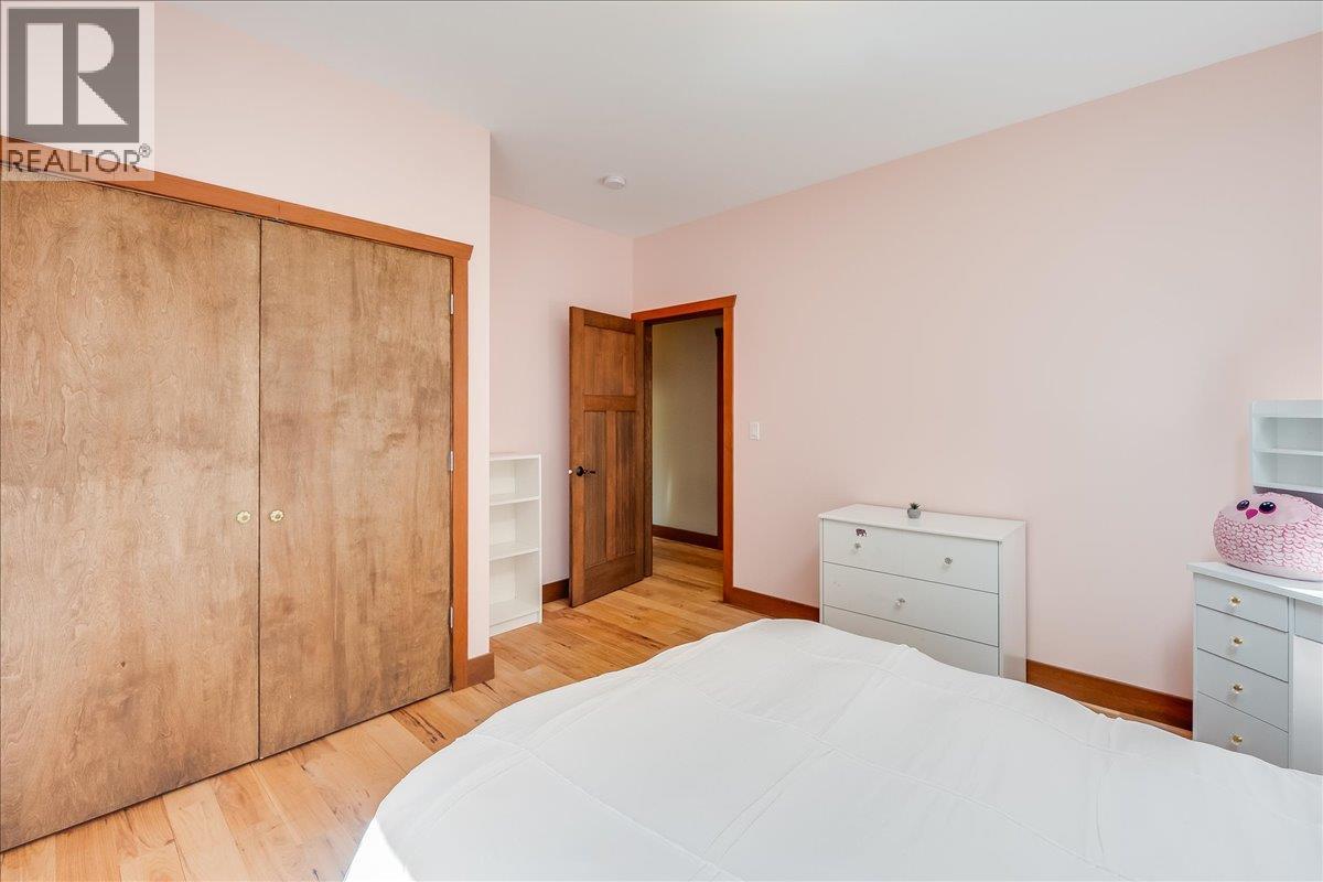 3213 VINDUSKY Road - 33