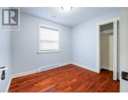 15 Hartland Avenue thumbnail 12