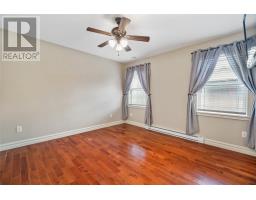 15 Hartland Avenue thumbnail 14