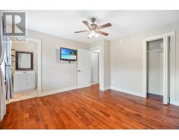 15 Hartland Avenue thumbnail 15