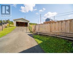 15 Hartland Avenue thumbnail 26