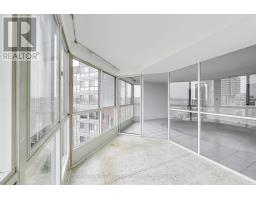 611 - 5 Weldrick Road W, Richmond Hill, ON L4C8S9 Photo 7