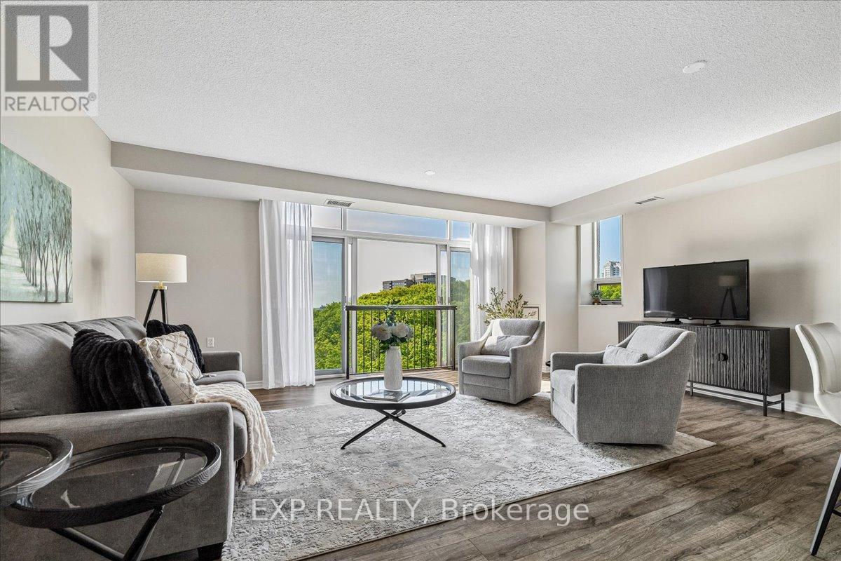 708 - 200 BURNHAMTHORPE ROAD E, Mississauga (City Centre) — photo 3