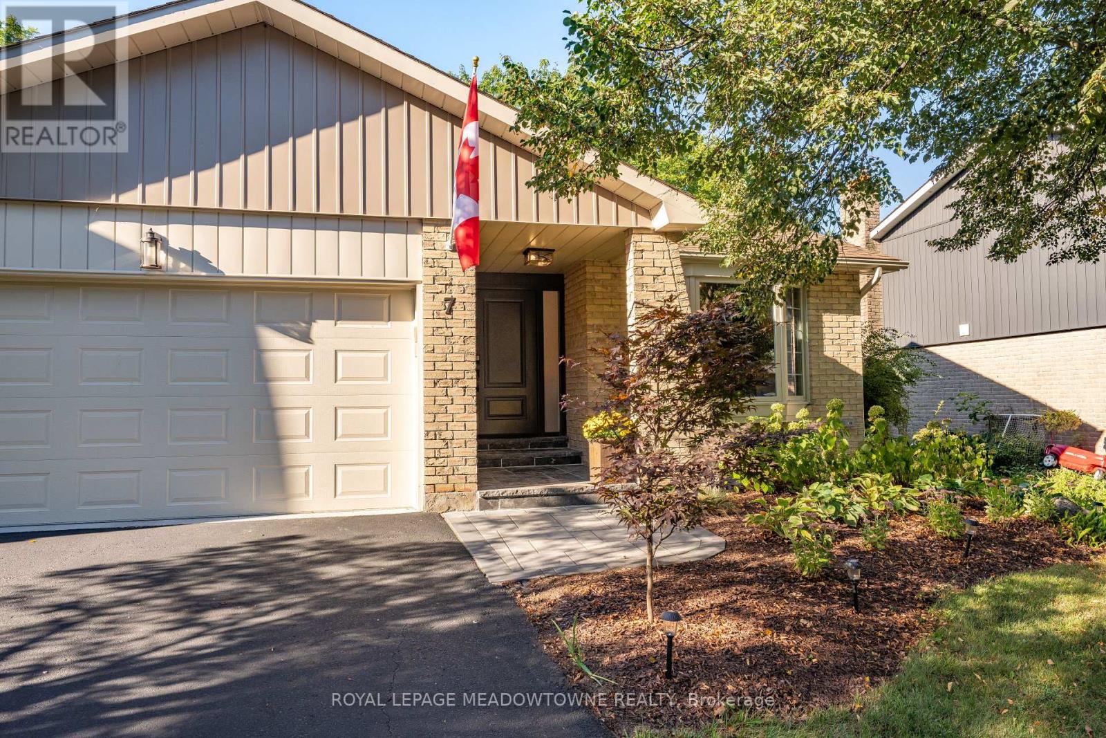 7 TERRY COURT, Halton Hills (Georgetown) — photo 3
