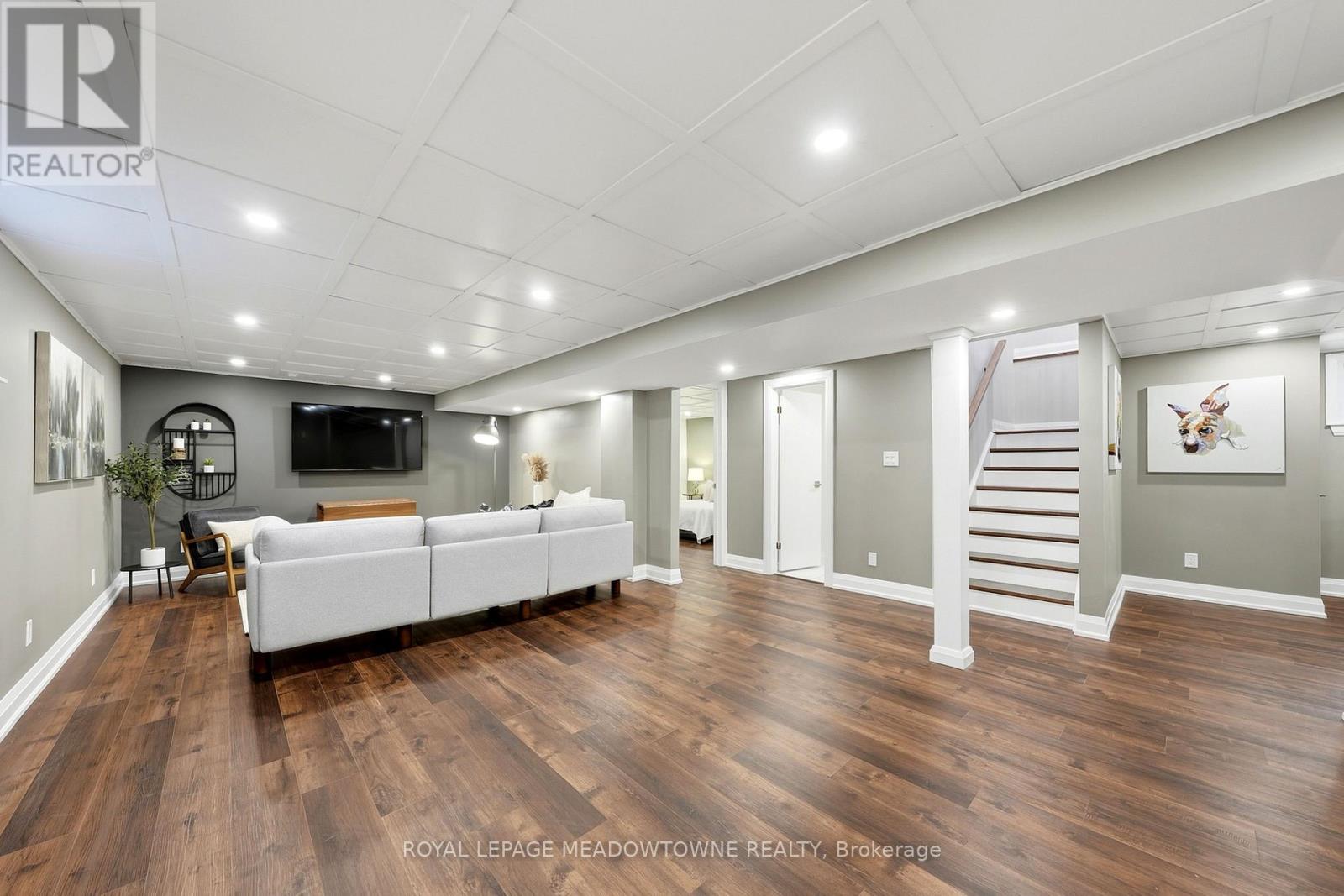 7 TERRY COURT - Image 31