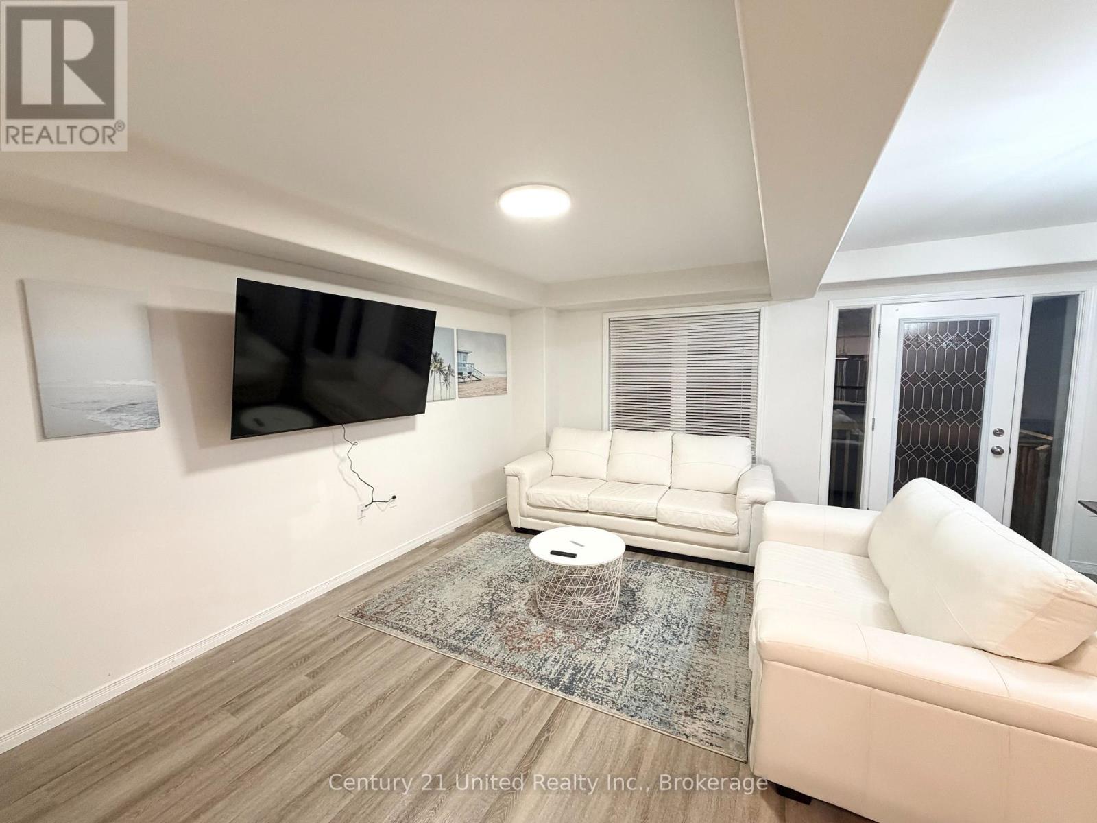 1630 Hetherington Drive — photo 13