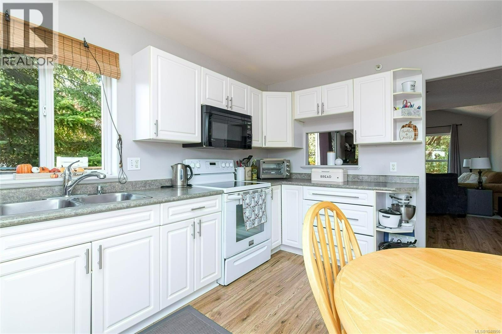 2486 Skedans Rd, Langford