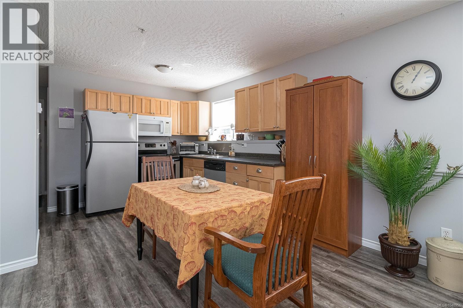 2486 Skedans Rd, Langford