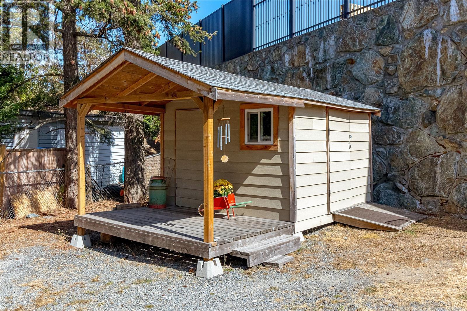 2486 Skedans Rd, Langford