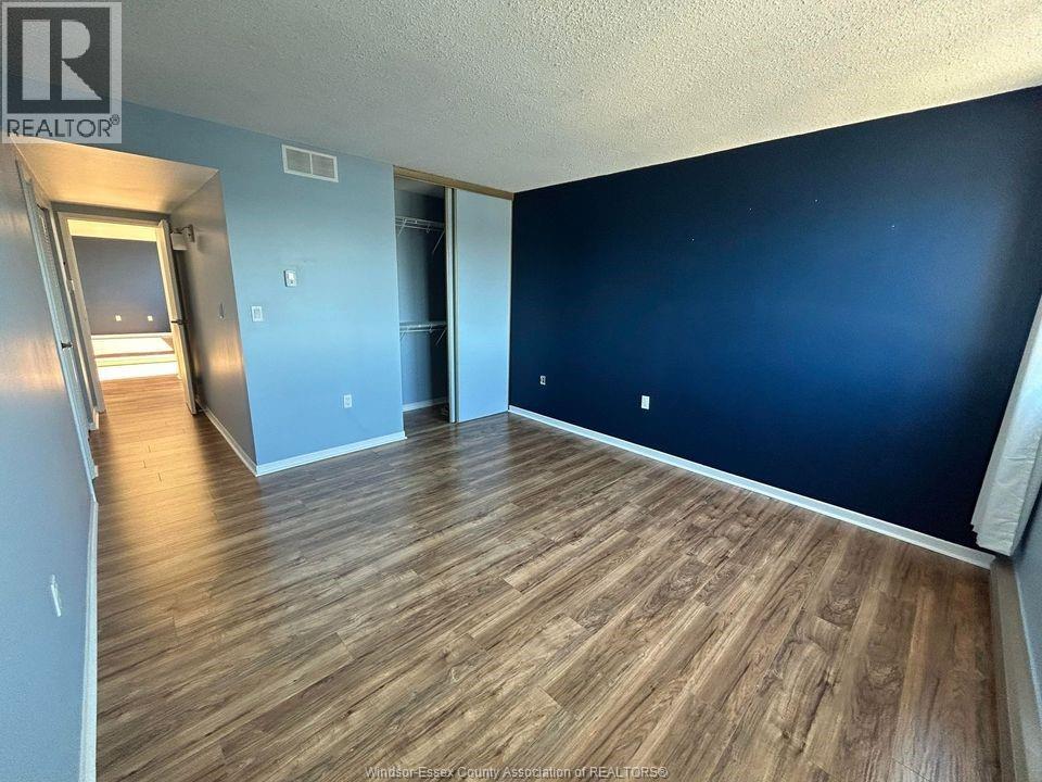 380 PELISSIER STREET Unit# 1805, Windsor — photo 9