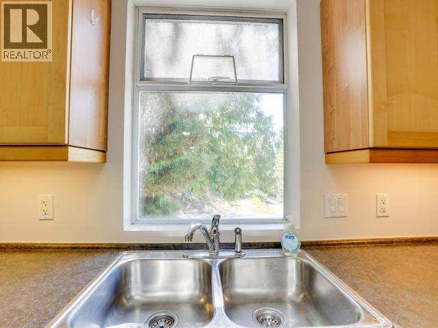 4070 HIGHWAY 101, Powell River