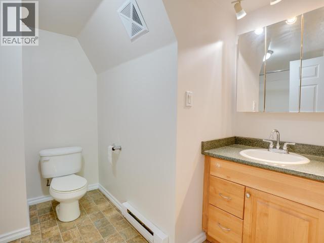 4070 HIGHWAY 101, Powell River