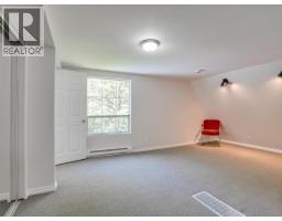 4070 Highway 101, Powell River, BC V8A4Z3 Photo 15