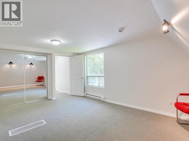 4070 HIGHWAY 101 - 16
