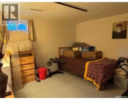 580 Maple Street W, Moose Jaw, SK S6H4X1 Photo 25