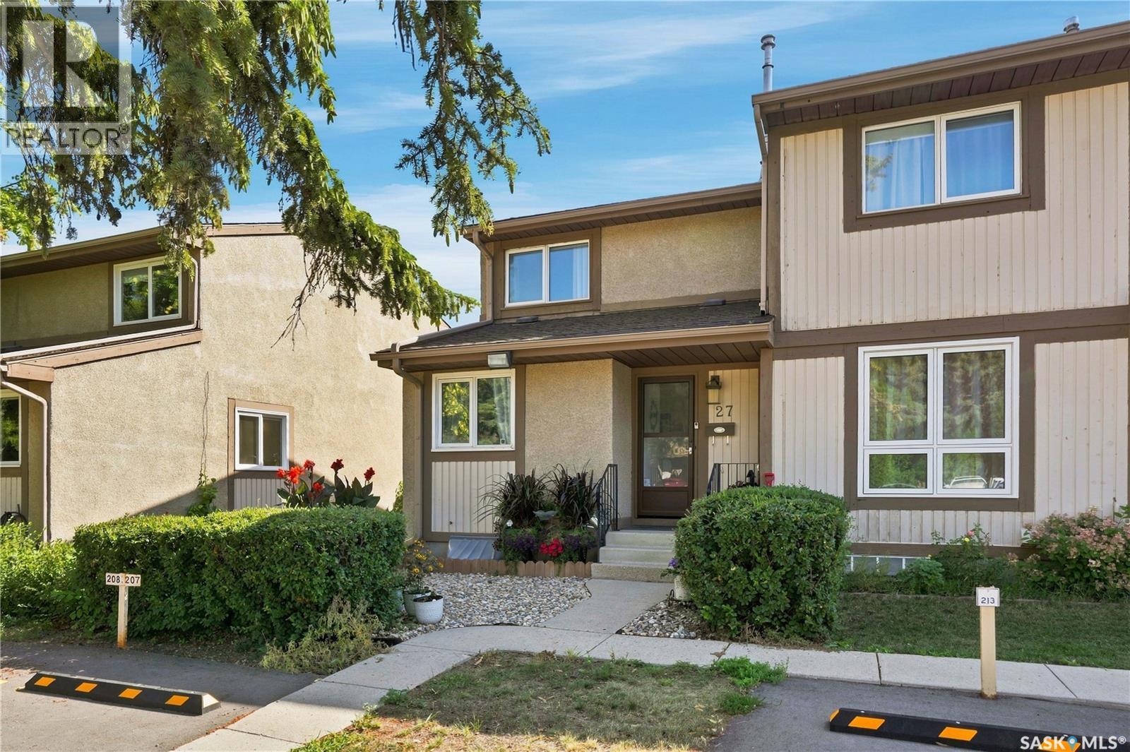 #27 1128 Mckercher DRIVE - Image 44