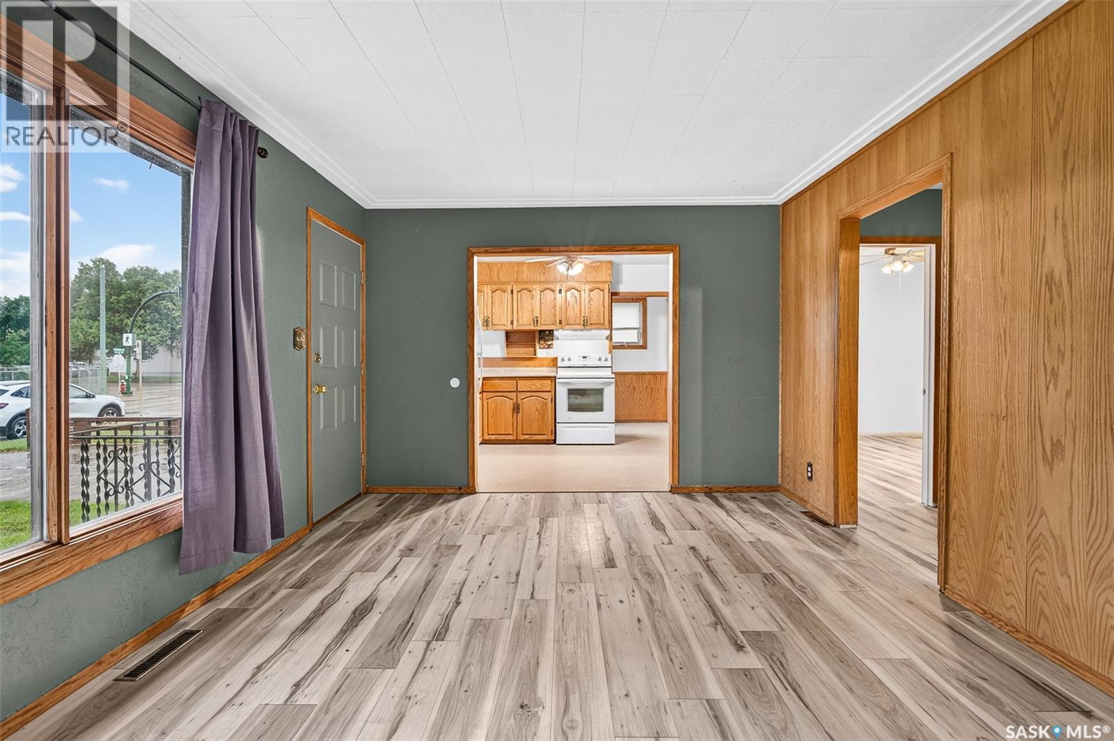 1054 Vaughan STREET W, Moose Jaw — photo 6