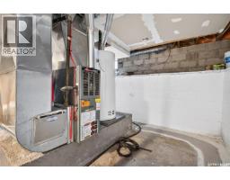 1054 Vaughan Street W, Moose Jaw, SK S6H5P2 Photo 35