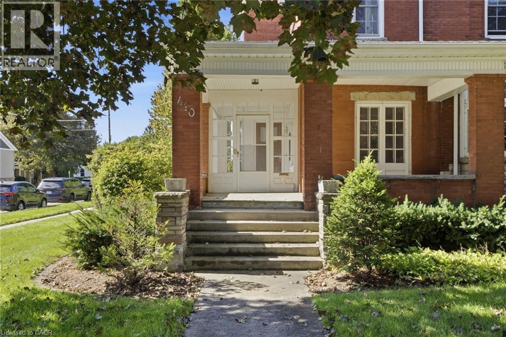 410 MAIN Street W, Listowel — photo 4