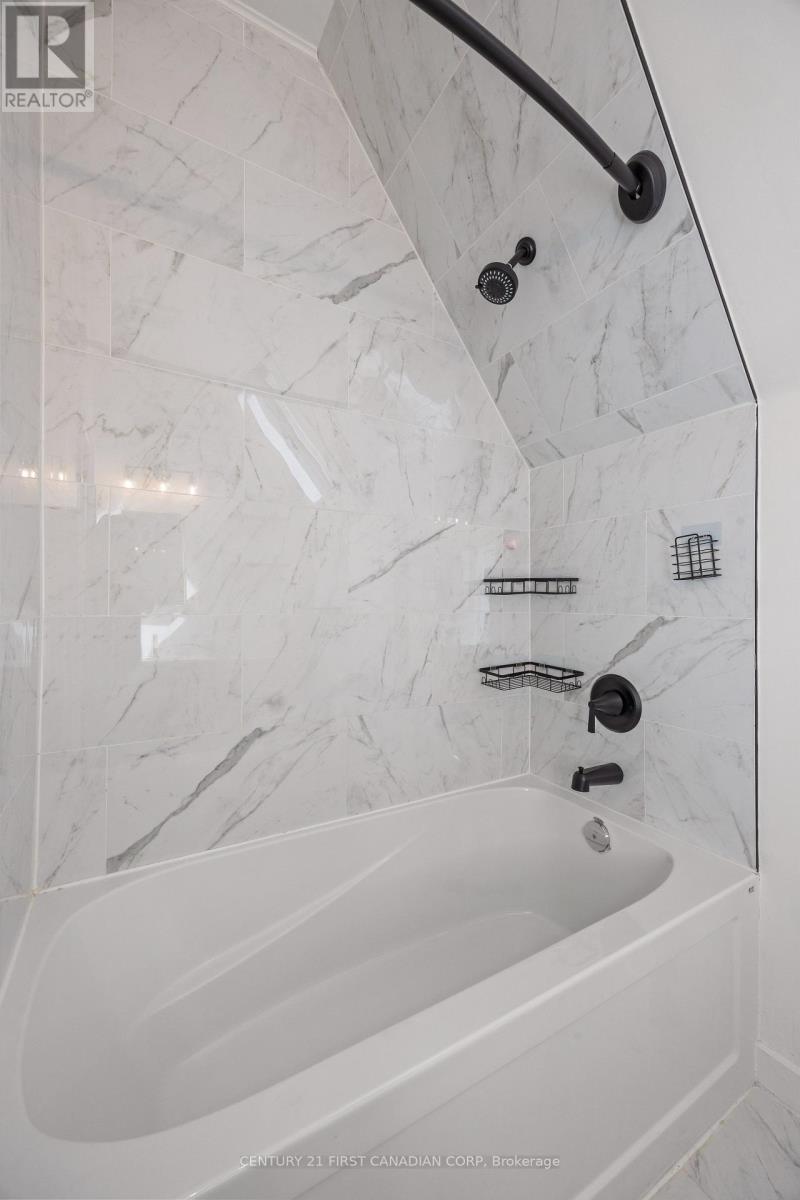 26 THORNTON AVENUE - Image 30