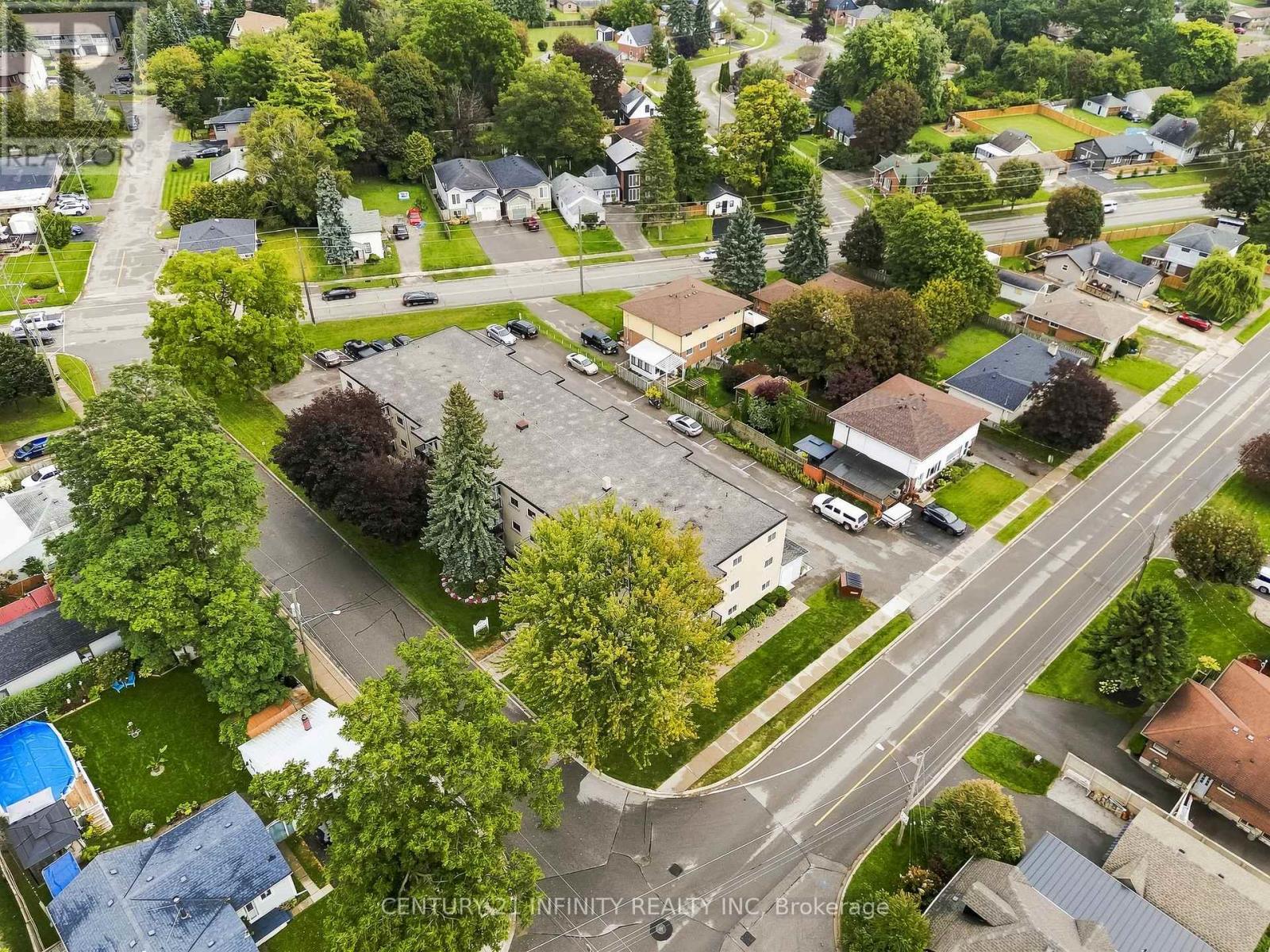 15 NELSON STREET, Clarington (Bowmanville) — photo 6