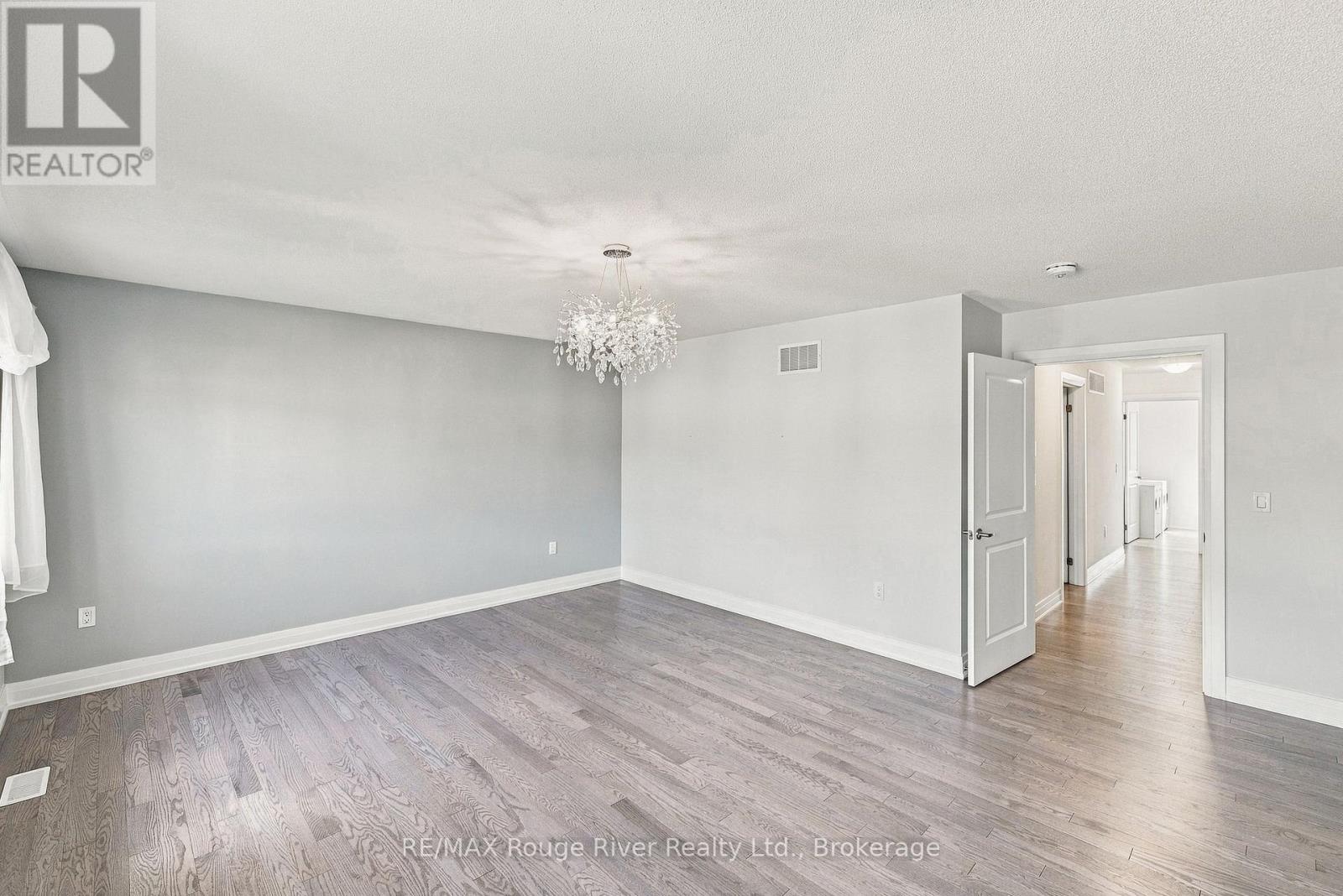 26 Rogerson Street, Clarington, ON photo 24