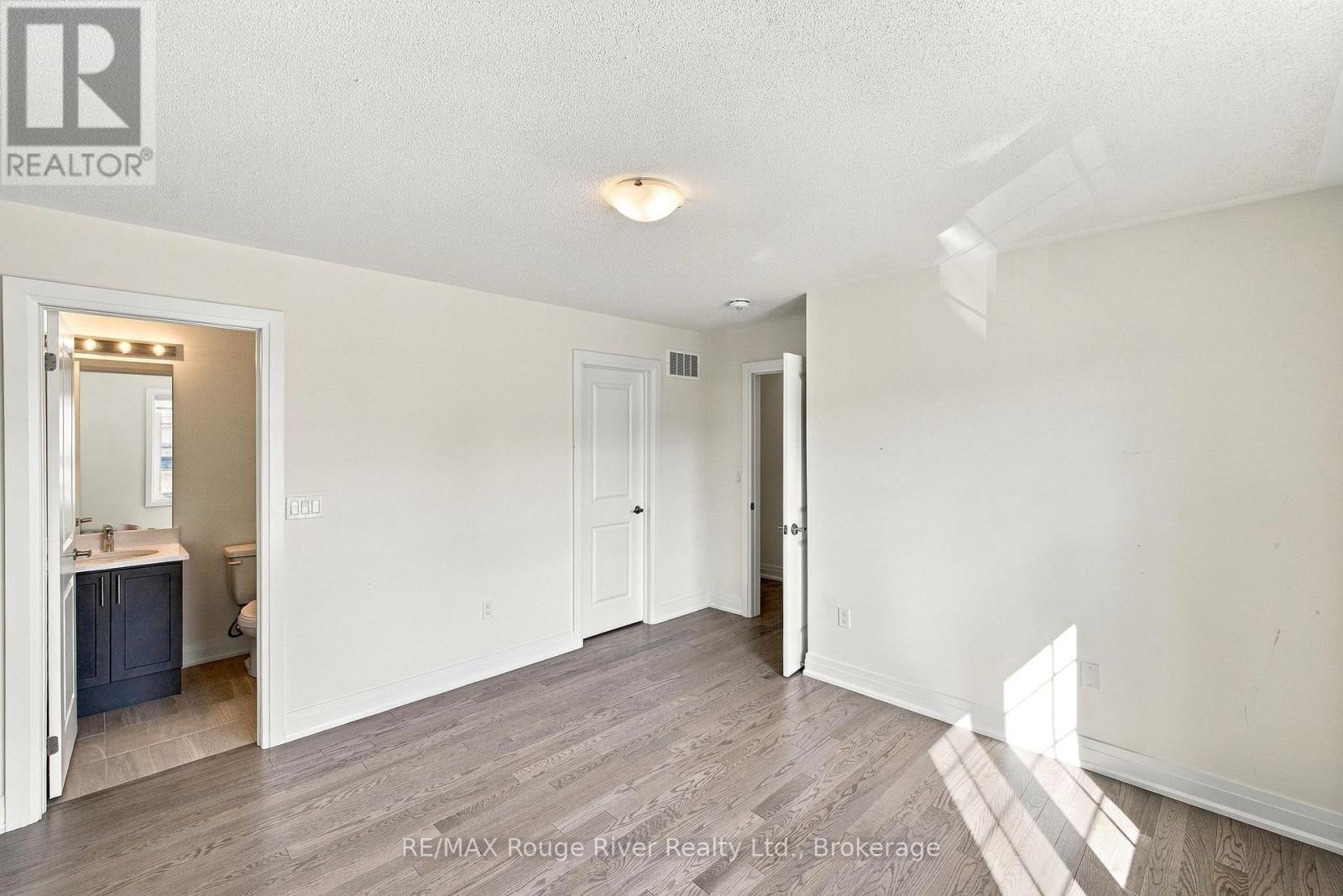 26 Rogerson Street, Clarington, ON photo 29
