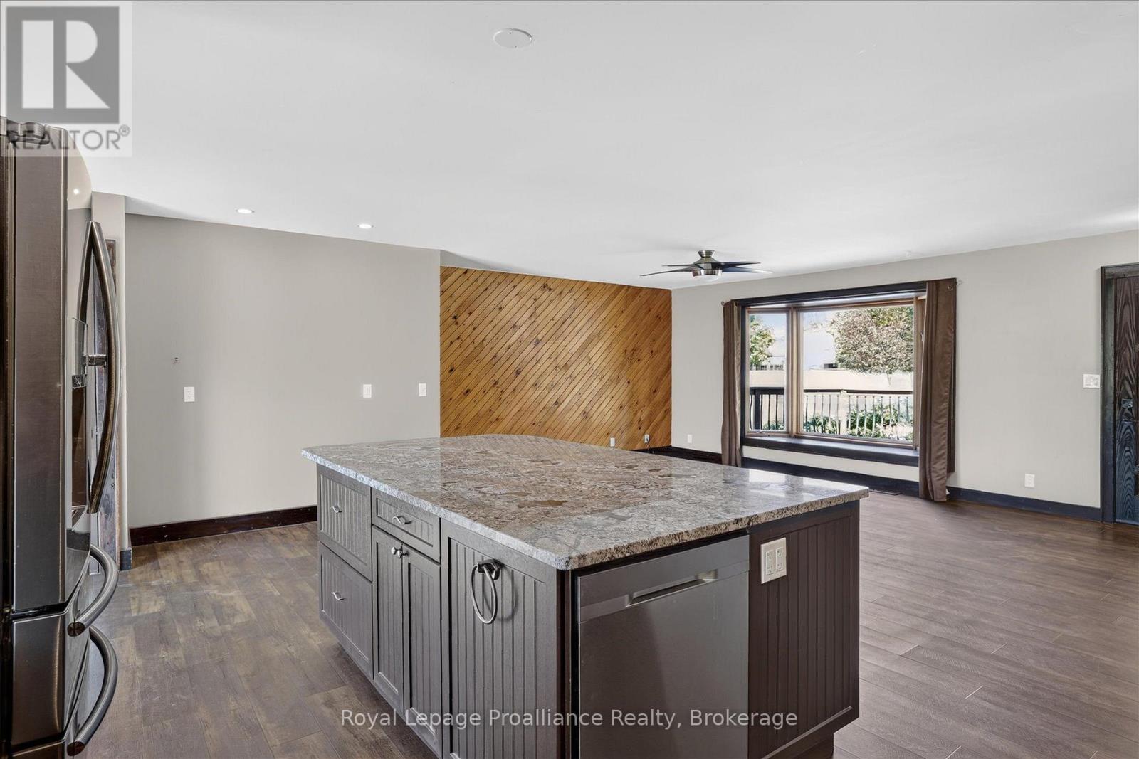 70 ELMORE STREET - Image 19