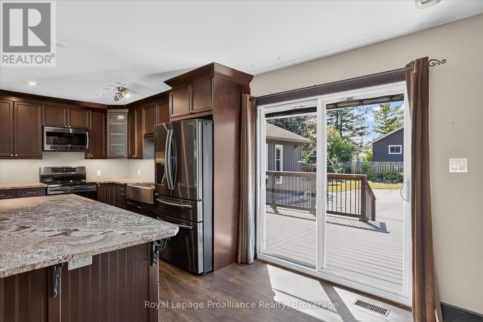 70 ELMORE STREET - Image 21