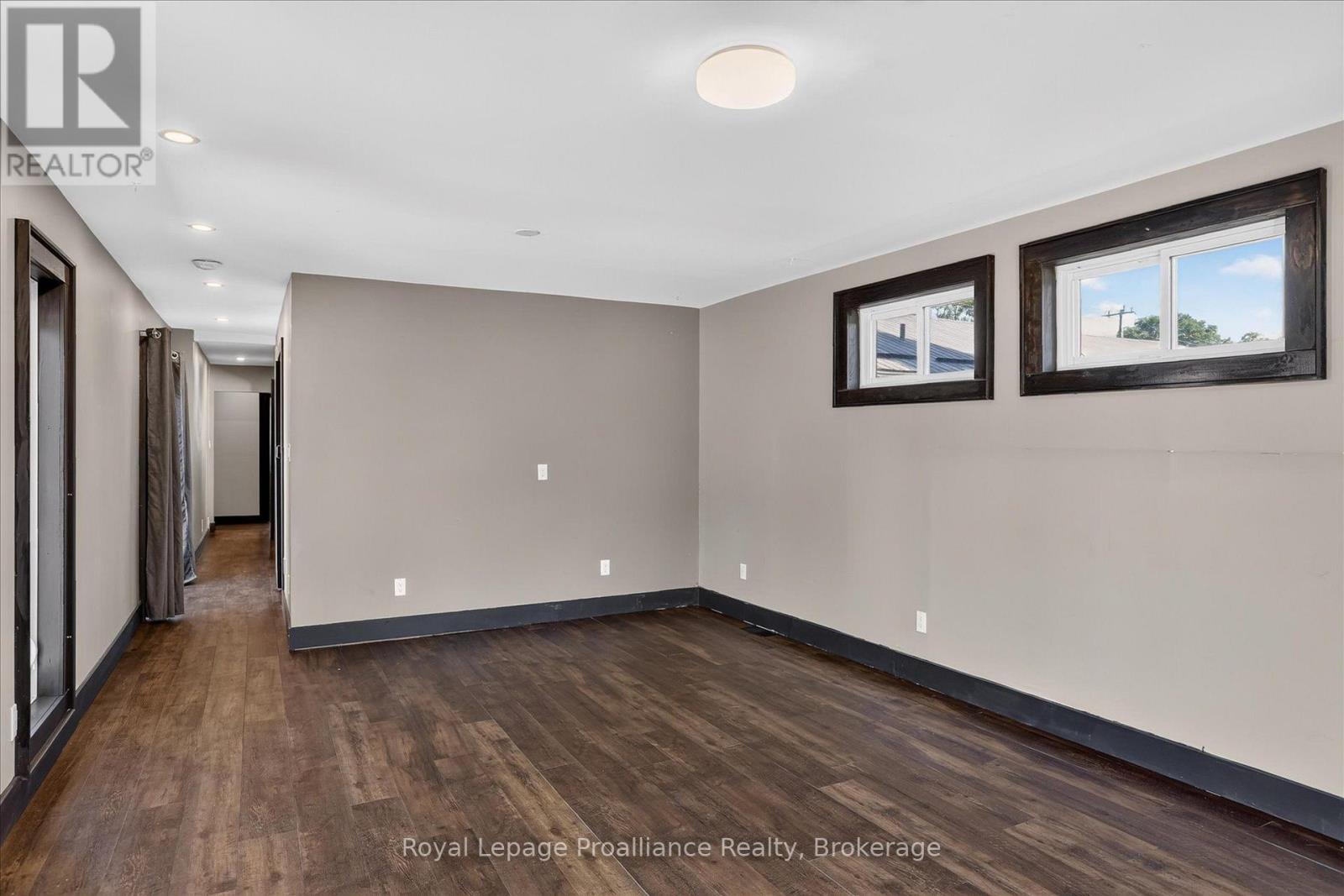 70 ELMORE STREET - Image 25